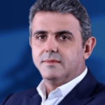هل تُرفَع الحصانة عن الحواط؟ 2 هل تُرفَع الحصانة عن الحواط؟ – زياد الحواط