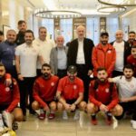 مولوي يزور منتخب لبنان في الدوحة داعماً له ومشجّعاً للعبة – مولوي منتخب لبنان