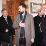 رئيس الأركان في المختارة... وهذا ما تمنّاه جنبلاط – 389883969137