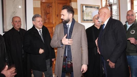 رئيس الأركان في المختارة... وهذا ما تمنّاه جنبلاط – 389883969137