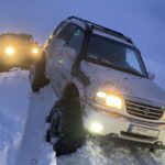 بالصور - إنقاذ مواطنين عالقين بالثلوج – GFWwYrfWEAAgb V