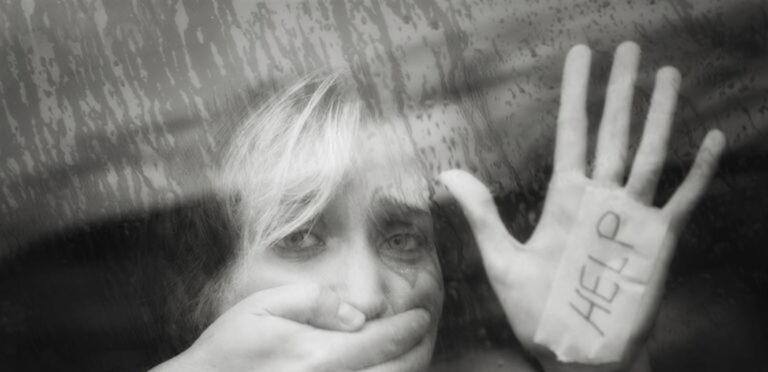 اختطاف وحشي لفتاة على طريق المطار يهز لبنان.. 72 ساعة من التخذير والتعذيب تنتهي بمعجزة – خطف