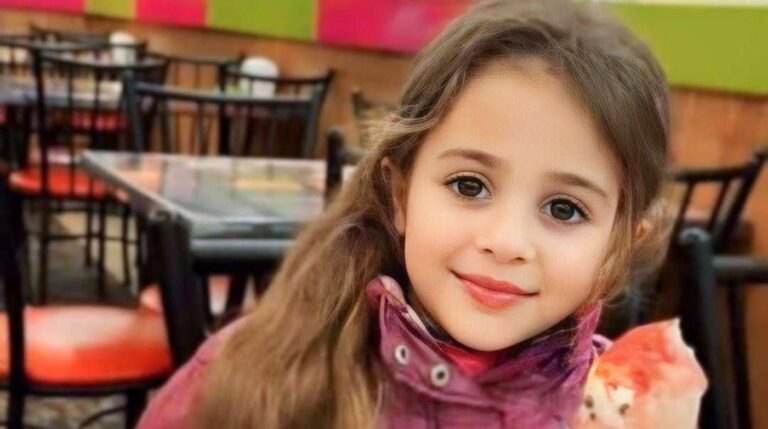 استشهاد الطفلة أمل حسين الدر بغارة مجدل زون – طفلة