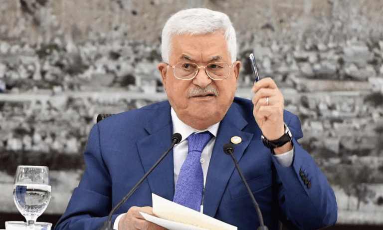 الرئيس الفلسطيني يقبل استقالة حكومة اشتية – محمود عباس