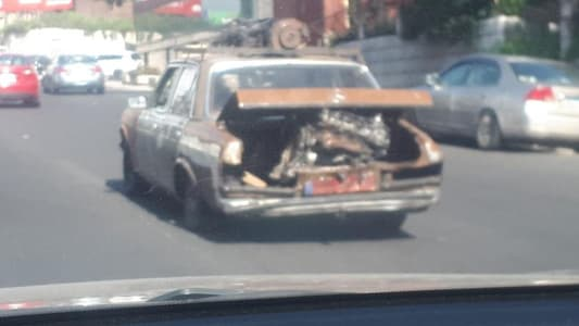 بالصورة -"سيّارة مخالفة على "مدّ عينك يا تاجر والنظر – image 12