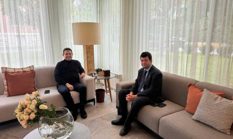 معاناة مرضى السرطان بين الخازن والنقيب سلوم – سلوم الخازن