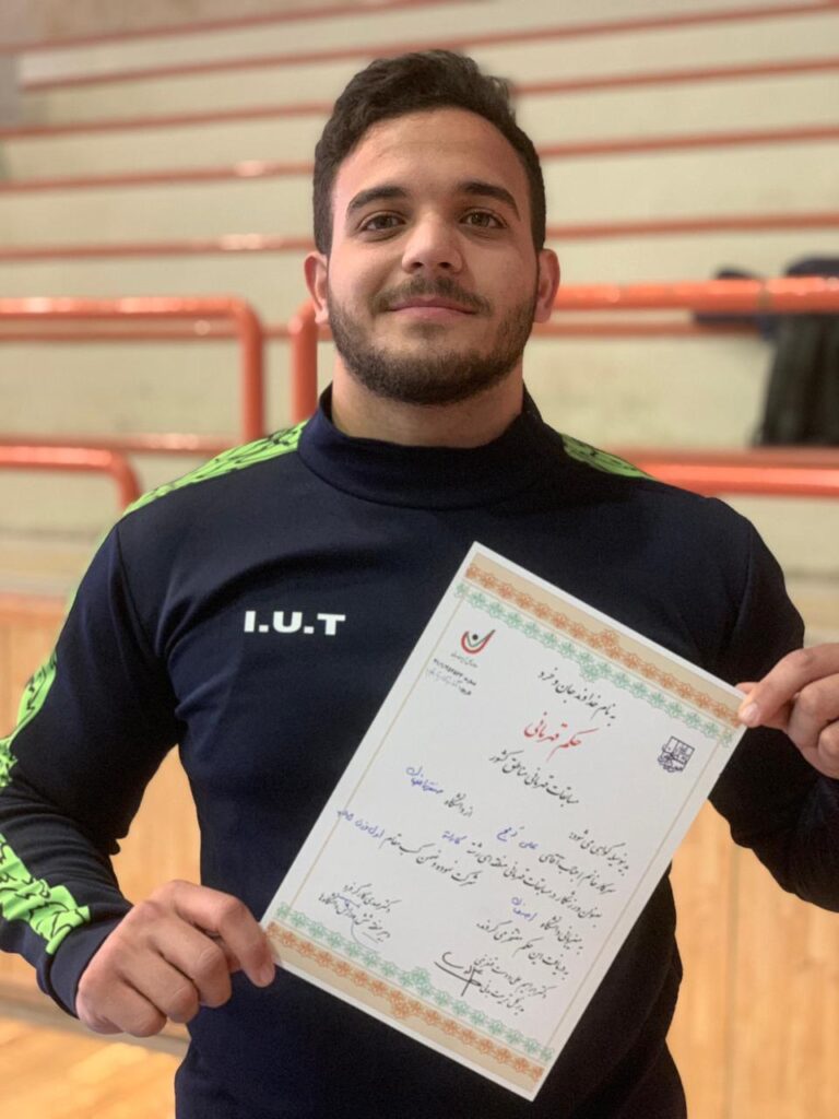 دمج" بطل جامعات أصفهان"! – علي دمج