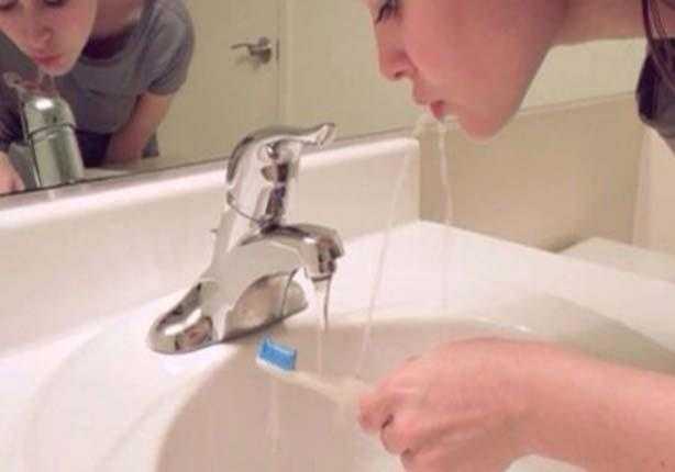 لا تتمضمضوا بعد تفريش الأسنان؟!