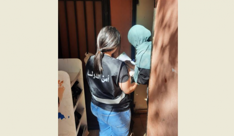 بعد إنذار أمن الدولة لهم السوريّون يُخلون حصرون في الشمال