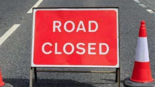 تصدّع في فاصل جسر الفيدار.. وأضرار للسيارات – اغلاق طريق