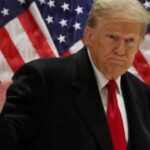 ترامب يوقّع رفع العقوبات عن سوريا ! – ترامب