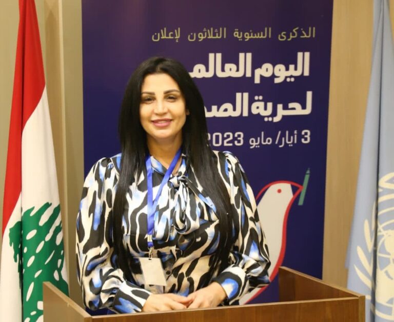 دولة عظمى مهيمنة عالميا ! منيت بهزيمة تاريخية ! غنى شريف