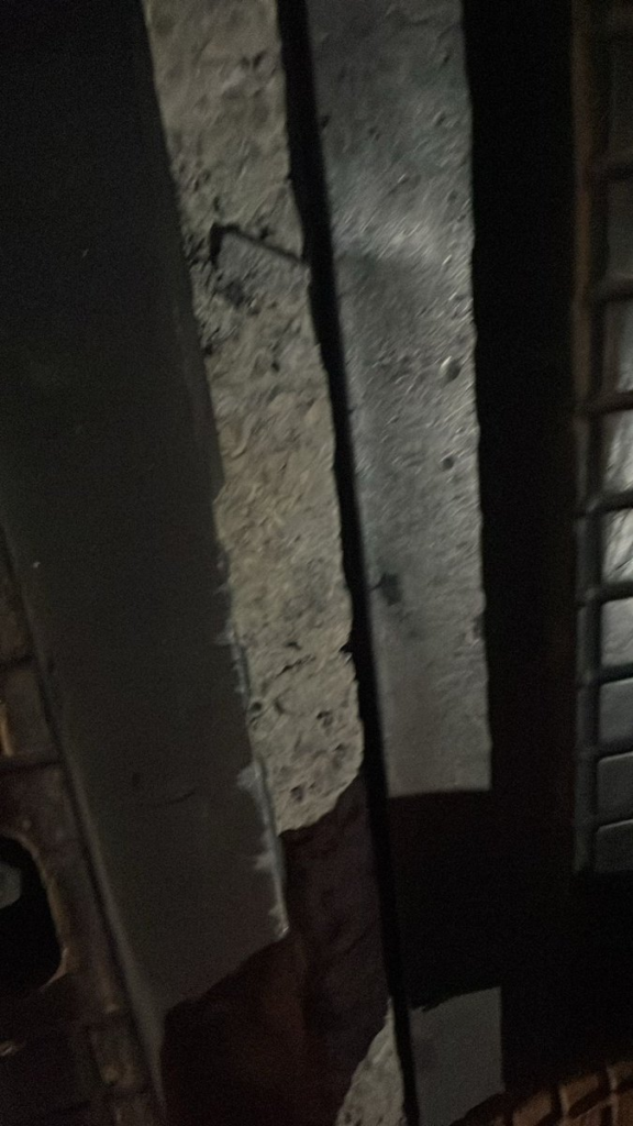 تصدّع في فاصل جسر الفيدار.. وأضرار للسيارات – image 6