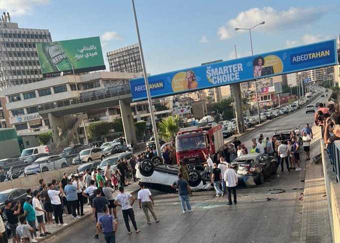 تصادم بين ٣ مركبات على اوتوستراد المدينة الرياضية 1 تصادم بين ٣ مركبات على اوتوستراد المدينة الرياضية – حادث سير