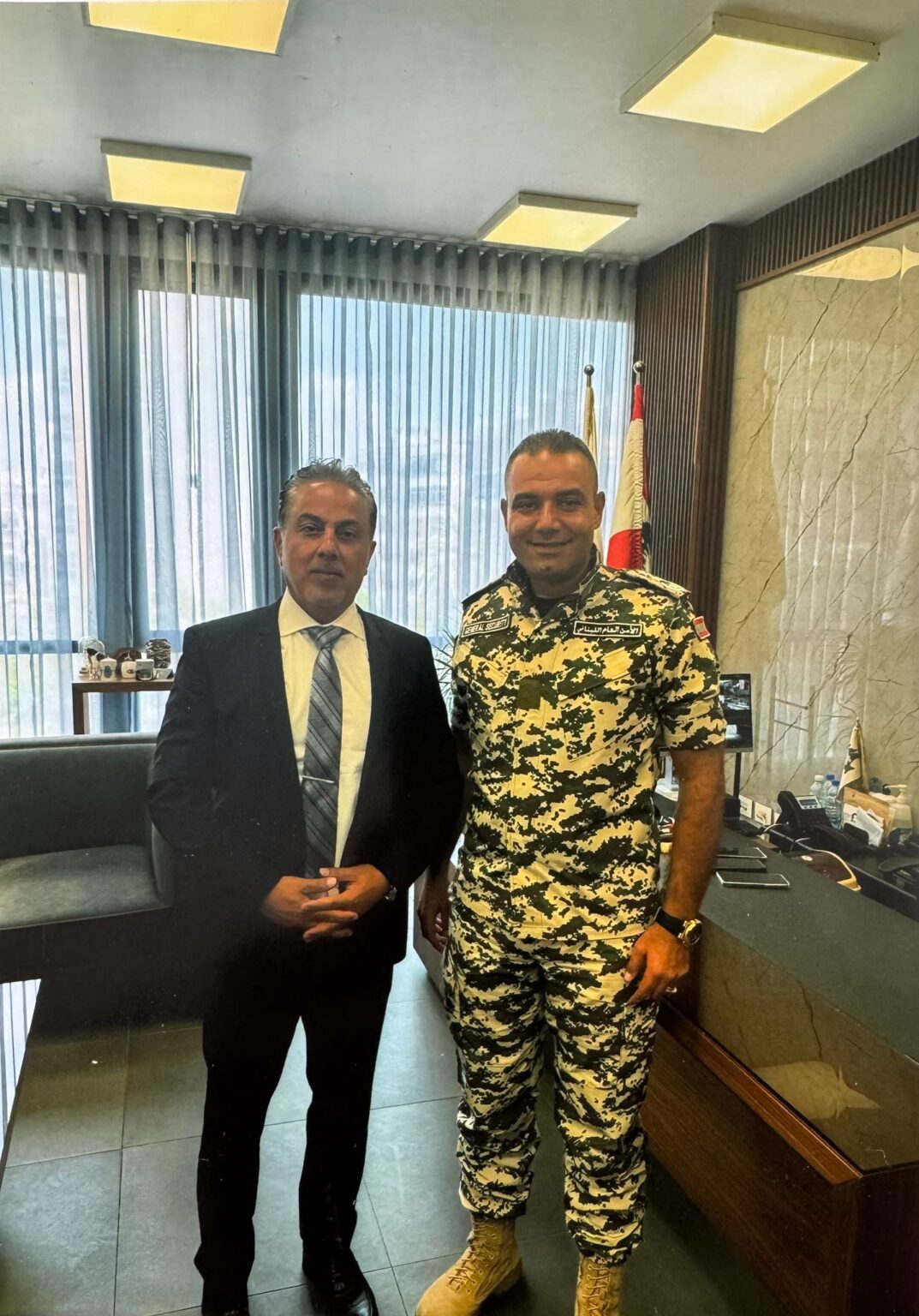 القنصل الفخري حسين الحاف يهنئ العقيد حيدر قبيسي بتعيينه رئيسًا للأمن القومي في الجنوب اللبناني – WhatsApp Image 2025 05 24 at 10.13.02 PM 1073x1536 1