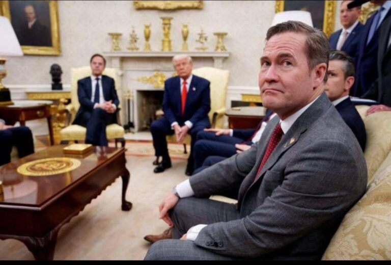 لهذا السبب أقال ترامب مستشاره !!! – jvhkf