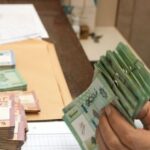 صرف رواتب الموظفين قبل الأعياد