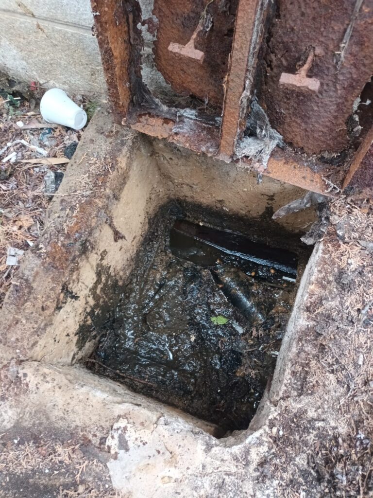 بالصور - بلدية حارة صيدا تعلن عن بدء ورشة صيانة الشوارع والأرصفة والصرف الصحي ومبنى القصر البلدي 4 بالصور - بلدية حارة صيدا تعلن عن بدء ورشة صيانة الشوارع والأرصفة والصرف الصحي ومبنى القصر البلدي – PHOTO 2025 06 13 09 11 09 3