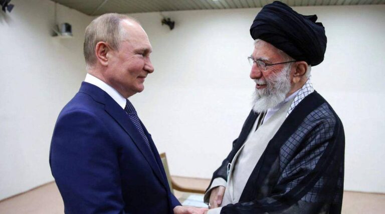 بعد حديثه مع ترامب.. بوتين ينقل "تحذيراً" إلى خامنئي – وتين وخامنئي