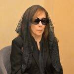 بالفيديو ــ السيّدة فيروز تودّع نجلها زياد الرحباني! – Fayrouz Ziad Funreal3