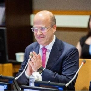 الوزير فادي مكي