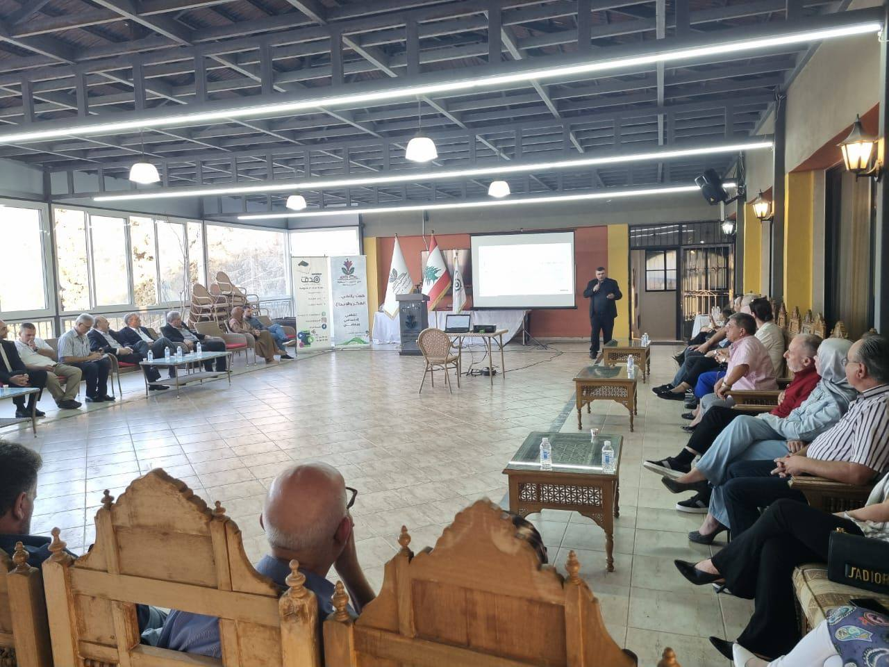 منصة “هدف” تضيء النبطية بمقهى تربوي شعري. – image 89