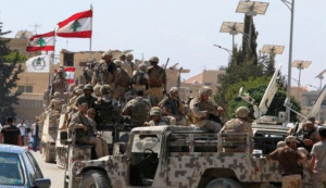 الجيش اللبناني خلال انتشار عسكري في ظل النقاش حول قرار حصر السلاح بيد الدولة