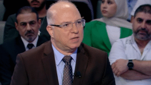 وزير العمل محمد حيدر