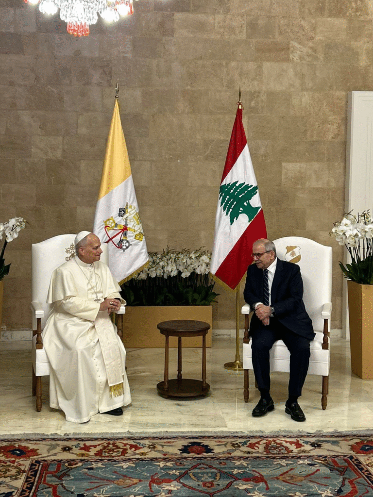 "زيارة تضامن معنا"... سلام: لمست من البابا حرصًا على وحدة لبنان – image 198