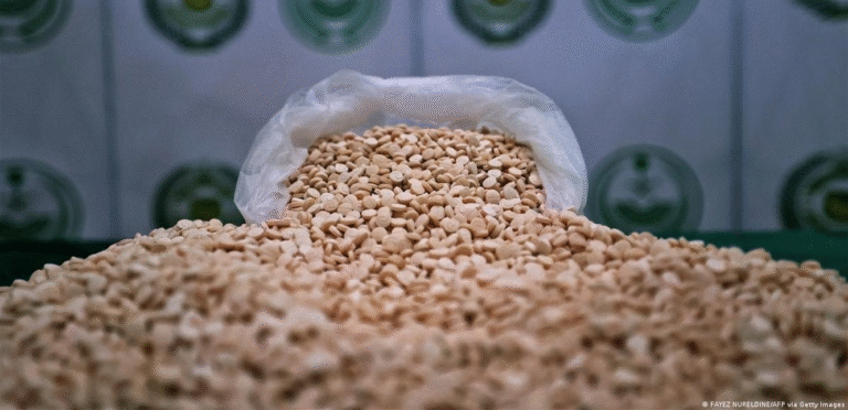 عملية مشتركة بين لبنان والسعودية تحبط تهريب 7 ملايين حبة كبتاغون – image 90