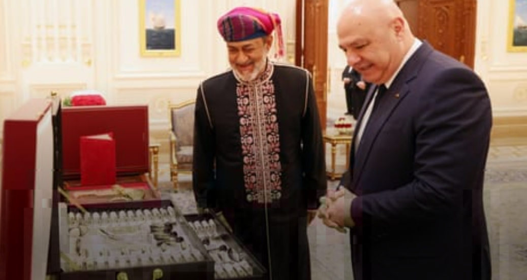 مأدبة عشاء على شرف الرئيس عون في سلطنة عمان… وتبادلٌ للأوسمة 1 مأدبة عشاء على شرف الرئيس عون في سلطنة عمان… وتبادلٌ للأوسمة – image 53