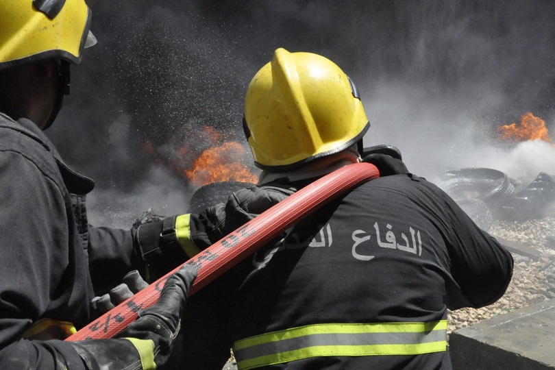 مأساة في برج حمود: وفاة مسنّة حرقًا وإنقاذ ابنتها من حريق شقة سكنية