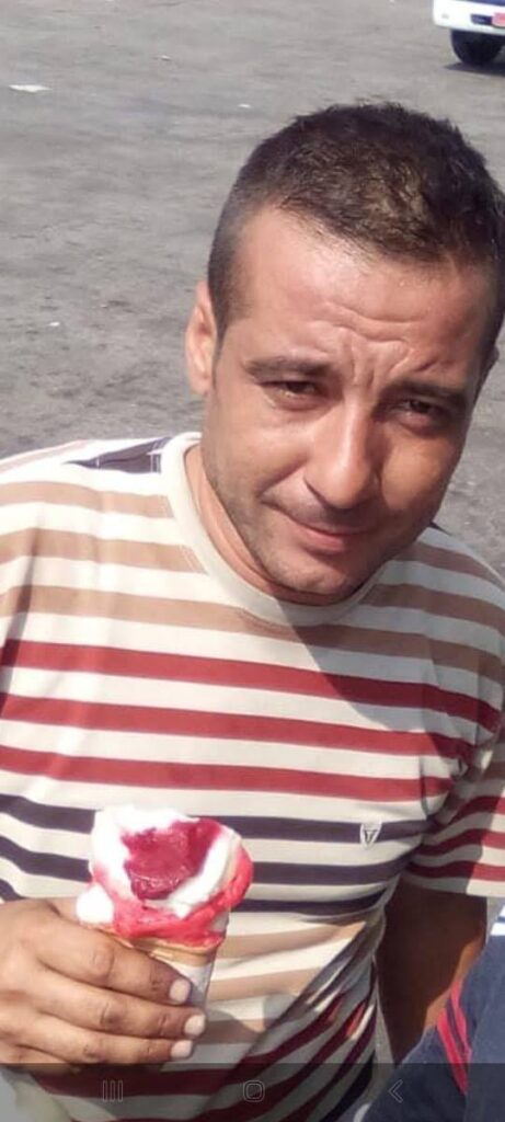 بالصور- فاجعة في حارة صيدا... سقوط موتور من شاحنة ووفاة شاب 3 بالصور- فاجعة في حارة صيدا... سقوط موتور من شاحنة ووفاة شاب – telegram cloud photo size 1 5071590455518104375 y