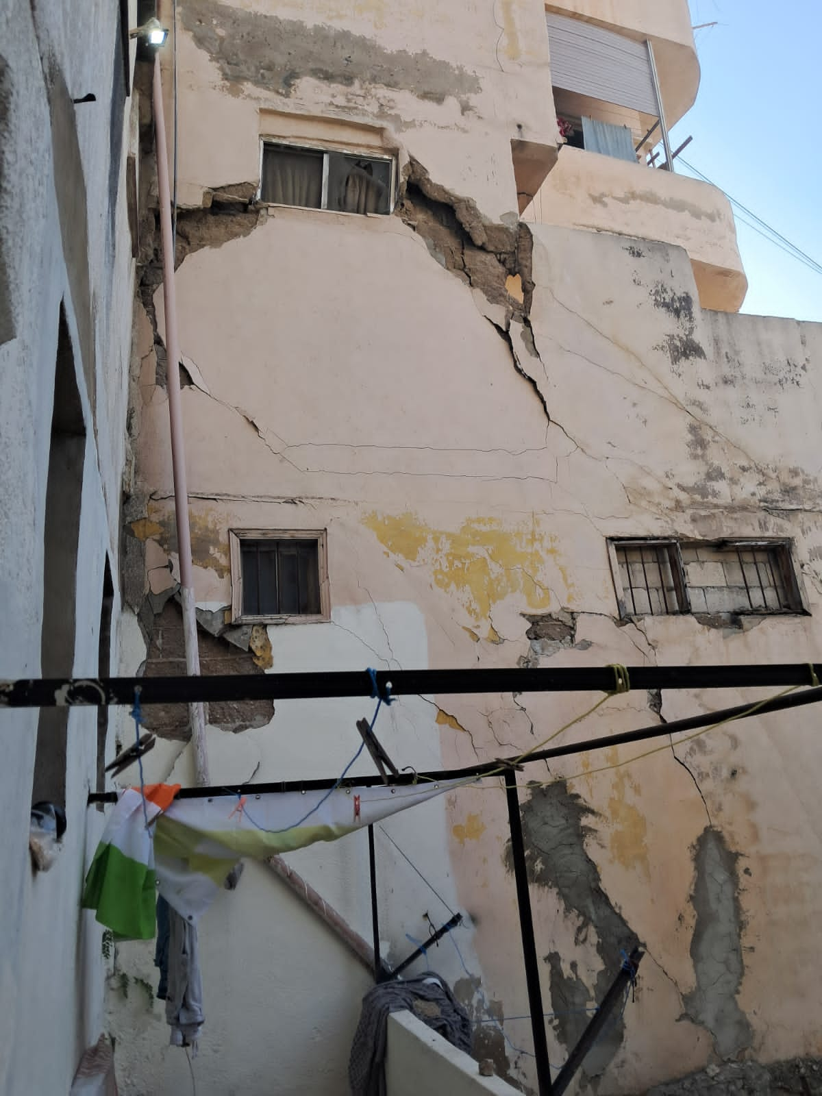 بالفيديو- انهيار مبنى في ضهر المغر في طرابلس – image 22