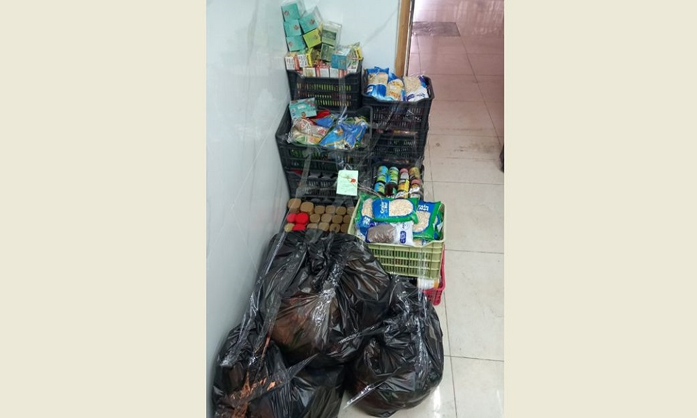 ختم سوبرماركت بالشمع الأحمر..!