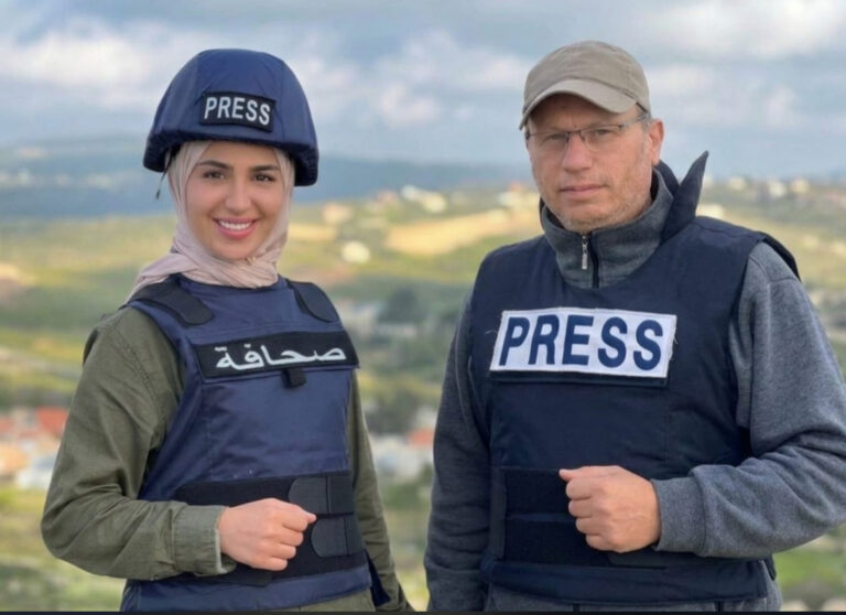 العدو يغتال الكلمة والصورة والصوت… الزميلان علي شعيب وفاطمة فتوني شهيدان 5 العدو يغتال الكلمة والصورة والصوت… الزميلان علي شعيب وفاطمة فتوني شهيدان – IMG DA735449CA42 1