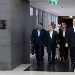 “اللاء” الإيرانية.. لماذا أسقطت طهران طاولة إسلام آباد؟/ بقلم محمد غزالة