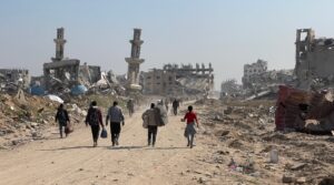 الخارجية الإيرانية تدين تصعيد الاحتلال في غزة وتدعو إلى تحرك دولي لوقف الإبادة الجماعية.