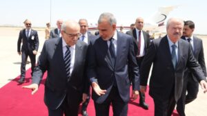 رئيس الحكومة نوّاف سلام يصل بغداد على رأس وفد وزاري في زيارة رسمية إلى العراق – manar df9ec7a21b96fc88 1024x576 1