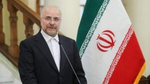 مسؤول إيراني يتحدث عن "حرب وجودية" مع الولايات المتحدة.. ماذا قال؟ – رئيس البرلمان الإيراني محمد باقر قالیباف وكالات