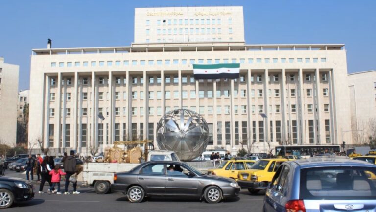 البنك الدولي يمنح سوريا 100 مليون دولار لتحديث القطاع المالي