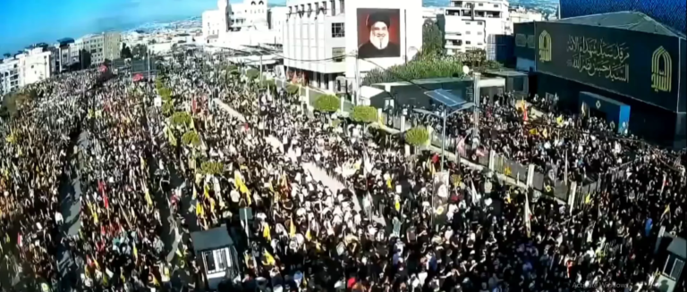 مسؤول أمني رفيع يتحدّى قرار المنع ويحضر احتفال نصرالله… وهكذا علّق!
