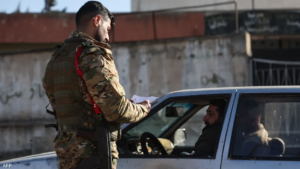 هجوم دموي في حمص.. 5 قتلى و4 جرحى باستهداف حافلة موظفين – image 40