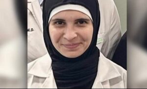 حكم قضائي جديد في أميركا.. طبيبة لبنانية تخسر معركتها للعودة بعد إبعادها بسبب محتويات هاتفها!